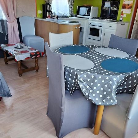 Mobil Home Chez L Habitants 圣让-德蒙 外观 照片
