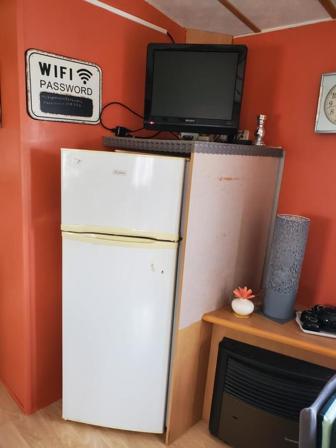 Mobil Home Chez L Habitants 圣让-德蒙 外观 照片